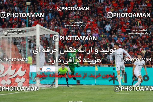 1407951, Tehran, , Iran Pro League، Persian Gulf Cup، 2018-19 season، Second Leg، Week 25، Persepolis 3 v 2 Saipa on 2019/04/13 at Azadi Stadium