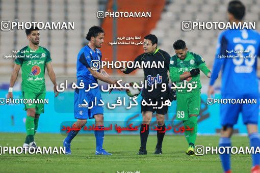 1422152, Tehran, Iran, Iran Pro League، Persian Gulf Cup، 2018-19 season، Second Leg، Week 17، Esteghlal 3 v ۰ Zob Ahan Esfahan on 2019/02/24 at Azadi Stadium