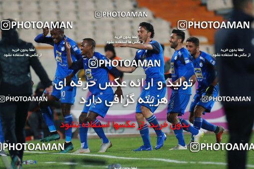 1422087, Tehran, Iran, Iran Pro League، Persian Gulf Cup، 2018-19 season، Second Leg، Week 17، Esteghlal 3 v ۰ Zob Ahan Esfahan on 2019/02/24 at Azadi Stadium