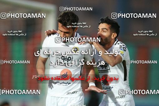 1424788, Tehran,Shahr Qods, , Iran Pro League، Persian Gulf Cup، 2018-19 season، Second Leg، Week 26، Saipa 2 v 5 Sepahan on 2019/04/18 at Shahr-e Qods Stadium