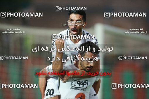 1424704, Tehran,Shahr Qods, , Iran Pro League، Persian Gulf Cup، 2018-19 season، Second Leg، Week 26، Saipa 2 v 5 Sepahan on 2019/04/18 at Shahr-e Qods Stadium