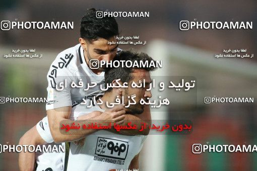 1424706, Tehran,Shahr Qods, , Iran Pro League، Persian Gulf Cup، 2018-19 season، Second Leg، Week 26، Saipa 2 v 5 Sepahan on 2019/04/18 at Shahr-e Qods Stadium