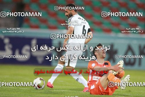 1424781, Tehran,Shahr Qods, , Iran Pro League، Persian Gulf Cup، 2018-19 season، Second Leg، Week 26، Saipa 2 v 5 Sepahan on 2019/04/18 at Shahr-e Qods Stadium