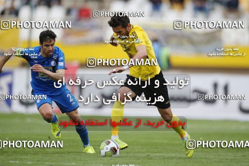 1423983, Isfahan, , Iran Pro League، Persian Gulf Cup، 2018-19 season، Second Leg، Week 25، Sepahan ۰ v ۱ Esteghlal on 2019/04/12 at Naghsh-e Jahan Stadium