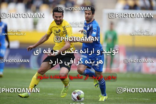 1423843, Isfahan, , Iran Pro League، Persian Gulf Cup، 2018-19 season، Second Leg، Week 25، Sepahan ۰ v ۱ Esteghlal on 2019/04/12 at Naghsh-e Jahan Stadium