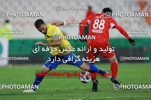 1422859, Tehran, , Iran Pro League، Persian Gulf Cup، 2018-19 season، Second Leg، Week 20، Persepolis ۱ v ۰ Sanat Naft Abadan on 2019/02/28 at Azadi Stadium