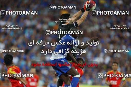 1535455, Tehran, , Iran Football Pro League، Persian Gulf Cup، 2018-19 Season، First Leg، Week 2، Esteghlal ۱ v ۱ Foulad Khouzestan on 2019/08/29 at Azadi Stadium