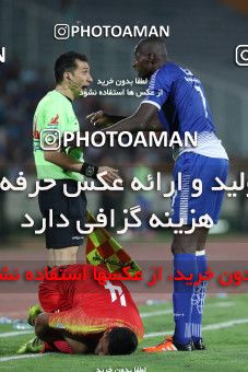 1442289, Tehran, , Iran Football Pro League، Persian Gulf Cup، 2018-19 Season، First Leg، Week 2، Esteghlal ۱ v ۱ Foulad Khouzestan on 2019/08/29 at Azadi Stadium