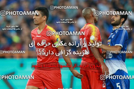 1437620, Tehran, , Iran Football Pro League، Persian Gulf Cup، 2018-19 Season، First Leg، Week 2، Esteghlal ۱ v ۱ Foulad Khouzestan on 2019/08/29 at Azadi Stadium