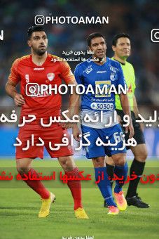 1437948, Tehran, , Iran Football Pro League، Persian Gulf Cup، 2018-19 Season، First Leg، Week 2، Esteghlal ۱ v ۱ Foulad Khouzestan on 2019/08/29 at Azadi Stadium