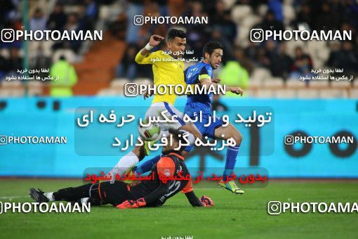 1445722, Tehran, , Iran Pro League، Persian Gulf Cup، 2018-19 season، Second Leg، Week 21، Esteghlal ۱ v ۰ Naft M Soleyman on 2019/03/08 at Azadi Stadium