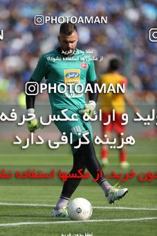 1454425, Tehran, Iran, Iran Football Pro League، Persian Gulf Cup، 2018-19 Season، First Leg، Week 4، Esteghlal ۰ v ۱ Persepolis on 2019/09/22 at Azadi Stadium