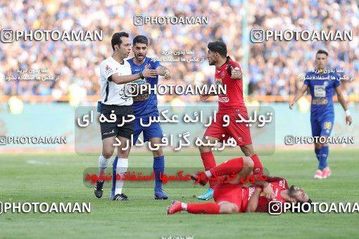 1451718, Tehran, Iran, Iran Football Pro League، Persian Gulf Cup، 2018-19 Season، First Leg، Week 4، Esteghlal ۰ v ۱ Persepolis on 2019/09/22 at Azadi Stadium