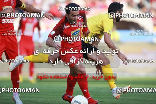 1471639, Tehran, Iran, Iran Football Pro League، Persian Gulf Cup، 2018-19 Season، First Leg، Week 5، Persepolis ۰ v 2 Sepahan on 2019/09/26 at Azadi Stadium