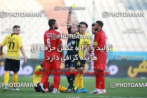 1471676, Tehran, Iran, Iran Football Pro League، Persian Gulf Cup، 2018-19 Season، First Leg، Week 5، Persepolis ۰ v 2 Sepahan on 2019/09/26 at Azadi Stadium