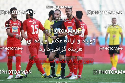 1471673, Tehran, Iran, Iran Football Pro League، Persian Gulf Cup، 2018-19 Season، First Leg، Week 5، Persepolis ۰ v 2 Sepahan on 2019/09/26 at Azadi Stadium