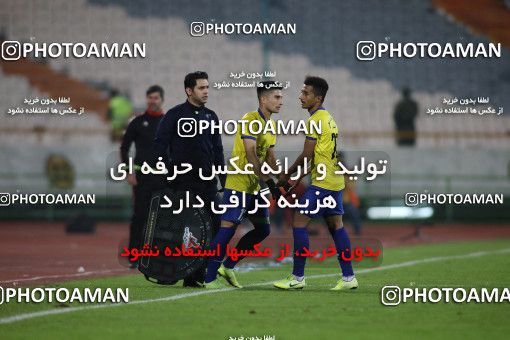 1700153, Tehran, , Iran Football Pro League، Persian Gulf Cup، 2018-19 Season، First Leg، Week 11، Persepolis ۰ v ۱ Naft M Soleyman on 2019/11/22 at Azadi Stadium