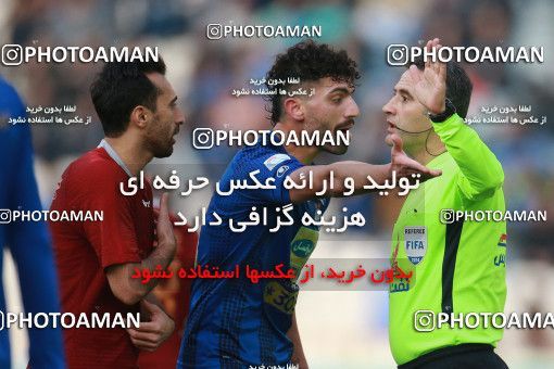 1490384, Tehran,Shahr Qods, Iran, Iran Football Pro League، Persian Gulf Cup، 2018-19 Season، First Leg، Week 13، Esteghlal ۱ v ۰ Padideh Mashhad on 2019/12/05 at Azadi Stadium