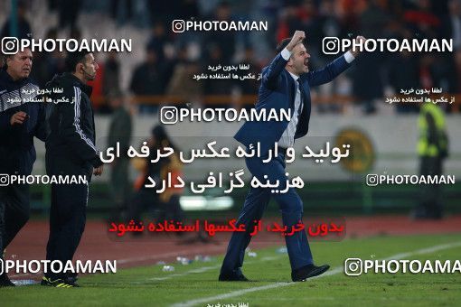 1490760, Tehran,Shahr Qods, Iran, Iran Football Pro League، Persian Gulf Cup، 2018-19 Season، First Leg، Week 13، Esteghlal ۱ v ۰ Padideh Mashhad on 2019/12/05 at Azadi Stadium