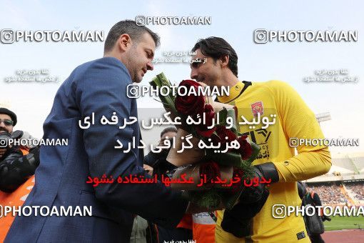 1492720, Tehran,Shahr Qods, Iran, Iran Football Pro League، Persian Gulf Cup، 2018-19 Season، First Leg، Week 13، Esteghlal ۱ v ۰ Padideh Mashhad on 2019/12/05 at Azadi Stadium