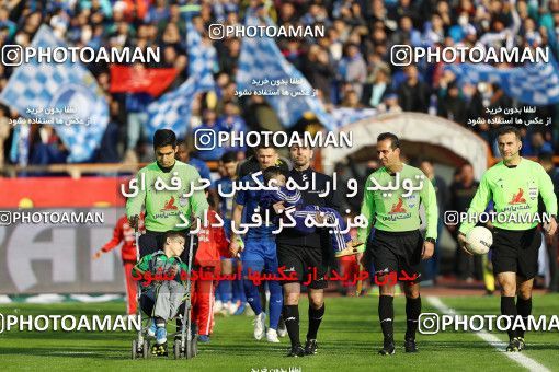 1490832, Tehran,Shahr Qods, Iran, Iran Football Pro League، Persian Gulf Cup، 2018-19 Season، First Leg، Week 13، Esteghlal ۱ v ۰ Padideh Mashhad on 2019/12/05 at Azadi Stadium