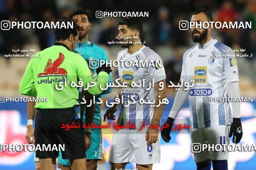 1696635, Tehran, , Iran Football Pro League، Persian Gulf Cup، 2018-19 Season، First Leg، Week 14، Paykan 2 v 2 Esteghlal on 2019/12/09 at Azadi Stadium