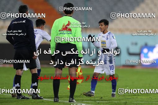 1696594, Tehran, , Iran Football Pro League، Persian Gulf Cup، 2018-19 Season، First Leg، Week 14، Paykan 2 v 2 Esteghlal on 2019/12/09 at Azadi Stadium