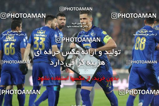 1498296, Tehran, , Iran Football Pro League، Persian Gulf Cup، 2018-19 Season، First Leg، Week 15، Esteghlal 4 v ۱ Shahin Shahrdari Boushehr on 2019/12/14 at Azadi Stadium