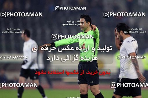 1696752, Tehran, , Iran Football Pro League، Persian Gulf Cup، 2018-19 Season، First Leg، Week 15، Esteghlal 4 v ۱ Shahin Shahrdari Boushehr on 2019/12/14 at Azadi Stadium