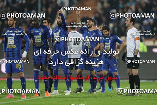 1696749, Tehran, , Iran Football Pro League، Persian Gulf Cup، 2018-19 Season، First Leg، Week 15، Esteghlal 4 v ۱ Shahin Shahrdari Boushehr on 2019/12/14 at Azadi Stadium