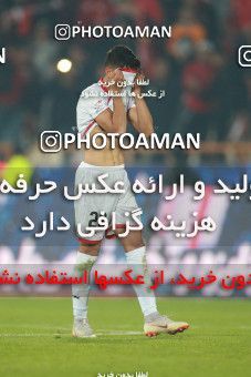 1504091, Tehran, , Iran Football Pro League، Persian Gulf Cup، 2018-19 Season، First Leg، Week 12، Persepolis ۱ v ۰ Nassaji Mazandaran F.C on 2019/12/27 at Azadi Stadium