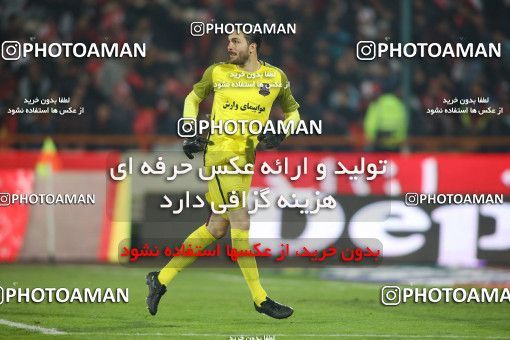 1807707, Tehran, , Iran Football Pro League، Persian Gulf Cup، 2018-19 Season، First Leg، Week 12، Persepolis ۱ v ۰ Nassaji Mazandaran F.C on 2019/12/27 at Azadi Stadium