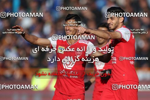 1514936, Tehran, Iran, Iran Football Pro League، Persian Gulf Cup، 2018-19 Season، Second Leg، Week 19، Persepolis 2 v 2 Esteghlal on 2020/02/06 at Azadi Stadium