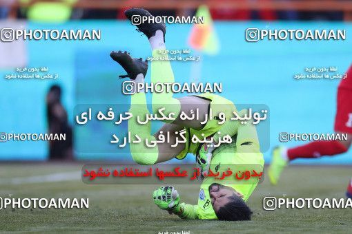 1514941, Tehran, Iran, Iran Football Pro League، Persian Gulf Cup، 2018-19 Season، Second Leg، Week 19، Persepolis 2 v 2 Esteghlal on 2020/02/06 at Azadi Stadium