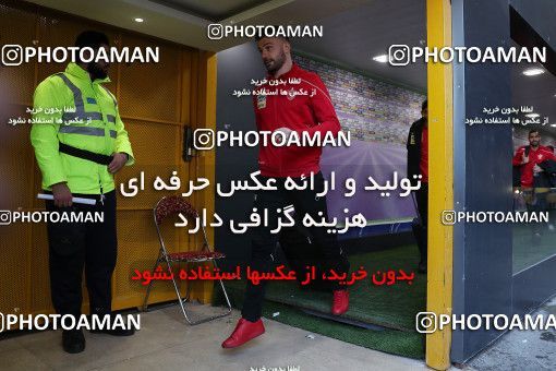 1697270, Tehran, Iran, Iran Football Pro League، Persian Gulf Cup، 2018-19 Season، Second Leg، Week 19، Persepolis 2 v 2 Esteghlal on 2020/02/06 at Azadi Stadium