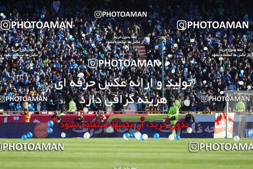 1697278, Tehran, Iran, Iran Football Pro League، Persian Gulf Cup، 2018-19 Season، Second Leg، Week 19، Persepolis 2 v 2 Esteghlal on 2020/02/06 at Azadi Stadium