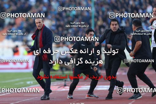 1697276, Tehran, Iran, Iran Football Pro League، Persian Gulf Cup، 2018-19 Season، Second Leg، Week 19، Persepolis 2 v 2 Esteghlal on 2020/02/06 at Azadi Stadium