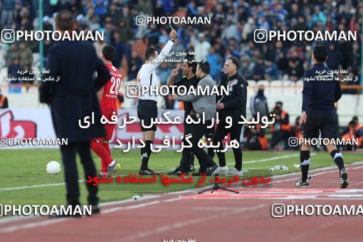 1697380, Tehran, Iran, Iran Football Pro League، Persian Gulf Cup، 2018-19 Season، Second Leg، Week 19، Persepolis 2 v 2 Esteghlal on 2020/02/06 at Azadi Stadium