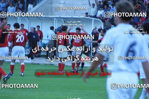 1516837, Tehran, Iran, Iranian Football Pro League، Persian Gulf Cup، 2002-2003 Season، Persepolis ۱ v ۰ Paykan on 2002/10/25 at Takhti Stadium