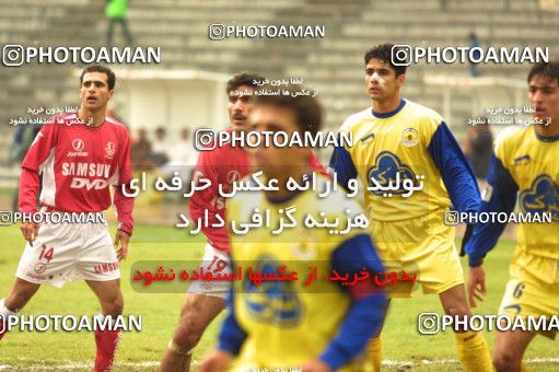 1518542, Tehran, Iran, Iranian Football Pro League، Persian Gulf Cup، 2002-2003 Season، Persepolis 2 v ۰ Fajr-e Sepasi Shiraz on 2002/12/13 at Takhti Stadium