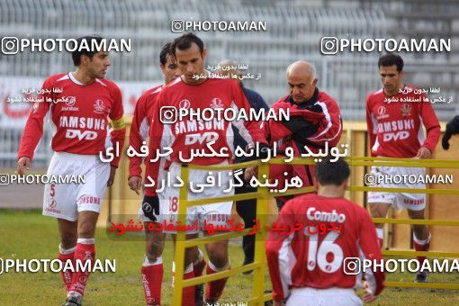 1518676, Tehran, Iran, Iranian Football Pro League، Persian Gulf Cup، 2002-2003 Season، Persepolis 2 v ۰ Fajr-e Sepasi Shiraz on 2002/12/13 at Takhti Stadium