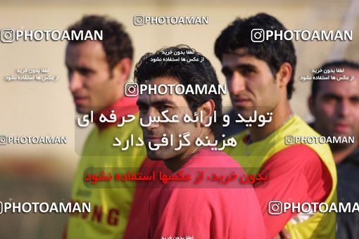 1518762, , , لیگ برتر فوتبال ایران, Persepolis Football Team Training Session on 2002/12/15 at Karegaran Stadium