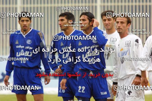 1519115, Tehran, Iran, Iranian Football Pro League، Persian Gulf Cup، 2002-2003 Season، Paykan ۱ v 2 Esteghlal on 2002/12/20 at Takhti Stadium