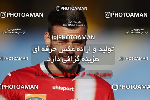 1528535, Tehran, Iran, Iran Football Pro League، Persian Gulf Cup، Week 20، Second Leg، Sepahan 0 v 0 (رای کمیته انضباطی) Persepolis on 2020/02/23 at Naghsh-e Jahan Stadium