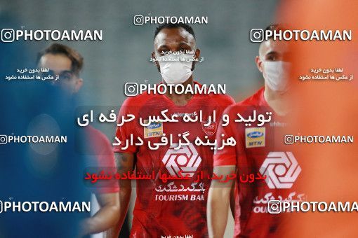 1538320, Tehran, Iran, Iran Football Pro League، Persian Gulf Cup، 2018-19 Season، Second Leg، Week 28، Persepolis ۰ v ۱ Zob Ahan Esfahan on 2020/08/07 at Azadi Stadium