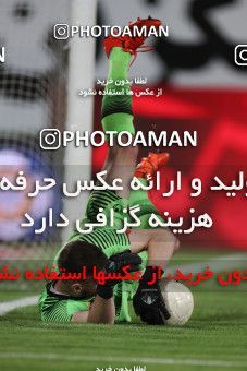 1538362, Tehran, Iran, Iran Football Pro League، Persian Gulf Cup، 2018-19 Season، Second Leg، Week 28، Persepolis ۰ v ۱ Zob Ahan Esfahan on 2020/08/07 at Azadi Stadium