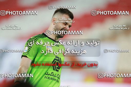 1536881, Tehran, Iran, Iran Football Pro League، Persian Gulf Cup، 2018-19 Season، Second Leg، Week 25، Persepolis ۱ v ۰ Foulad Khouzestan on 2020/07/18 at Azadi Stadium