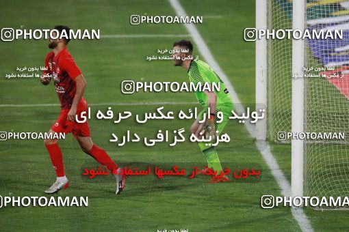 1536896, Tehran, Iran, Iran Football Pro League، Persian Gulf Cup، 2018-19 Season، Second Leg، Week 25، Persepolis ۱ v ۰ Foulad Khouzestan on 2020/07/18 at Azadi Stadium