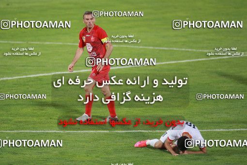 1537070, Tehran, Iran, Iran Football Pro League، Persian Gulf Cup، 2018-19 Season، Second Leg، Week 25، Persepolis ۱ v ۰ Foulad Khouzestan on 2020/07/18 at Azadi Stadium