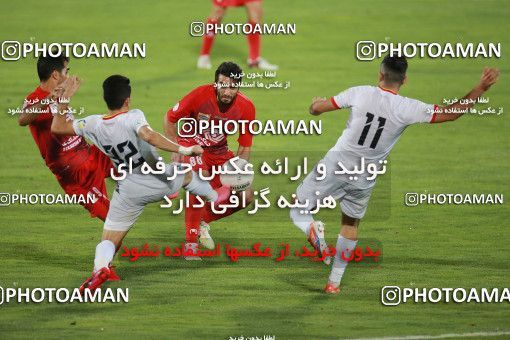 1536967, Tehran, Iran, Iran Football Pro League، Persian Gulf Cup، 2018-19 Season، Second Leg، Week 25، Persepolis ۱ v ۰ Foulad Khouzestan on 2020/07/18 at Azadi Stadium